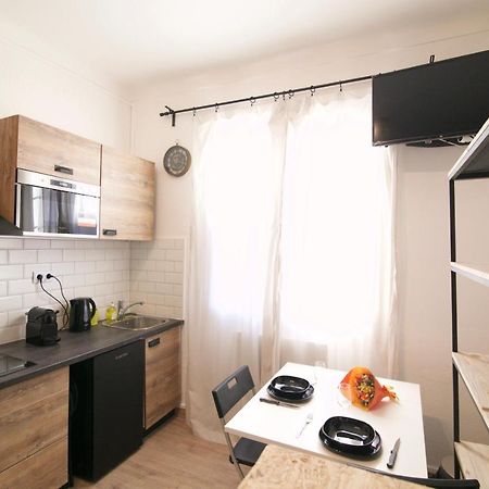 Studio-Residence Front De Mer ⎮ Parking Gratuit บ็องโดล ภายนอก รูปภาพ